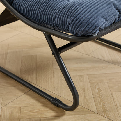 Outdoor-Loungesessel mit Hocker – Komfortabler Relaxsessel mit Kissen und Fußstütze, ideal für Wohnzimmer, Schlafzimmer und Lesezimmer, schwarzer Rahmen mit marineblauem Kissen