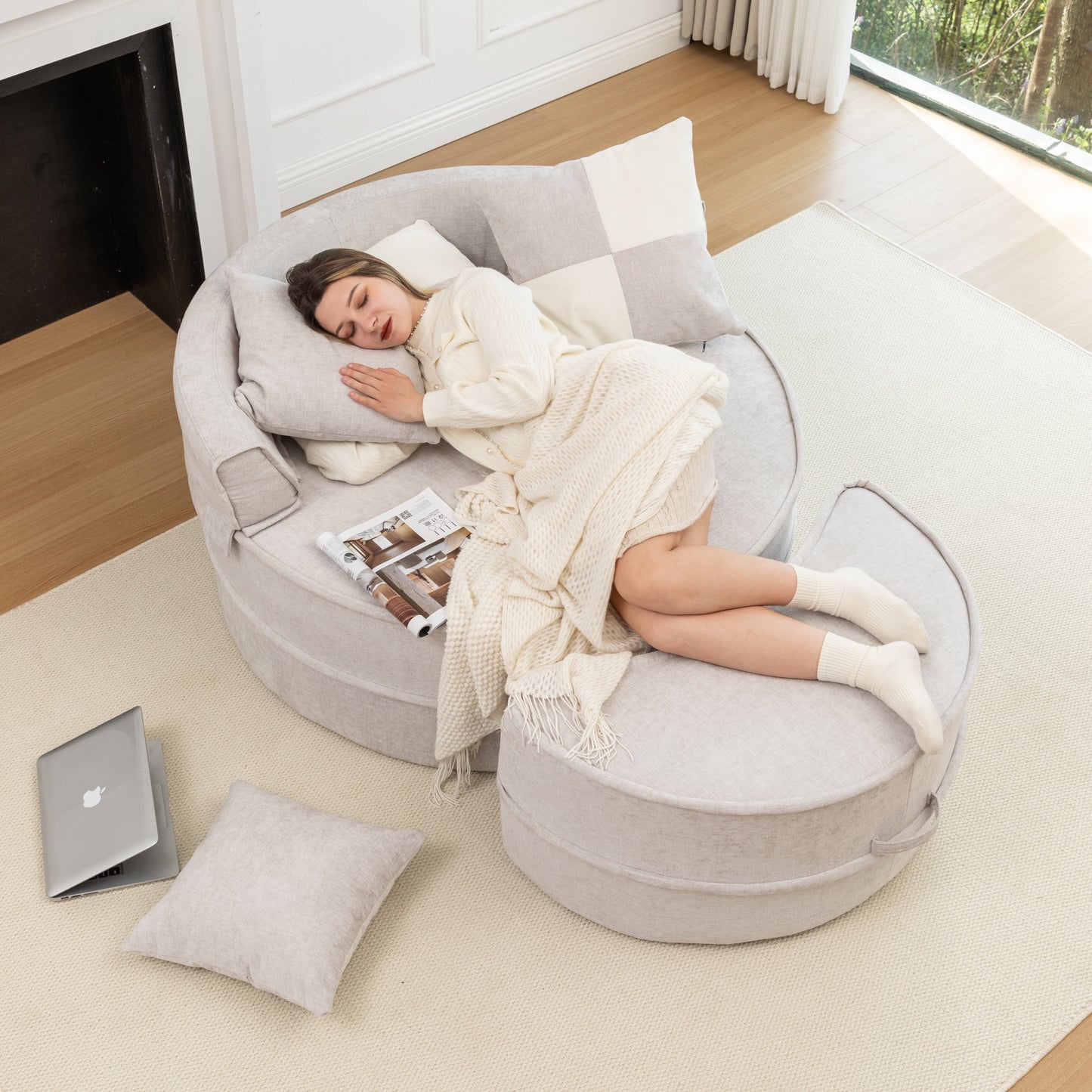 Runde Chaiselongue mit 5 Kissen und Hocker, Grau
