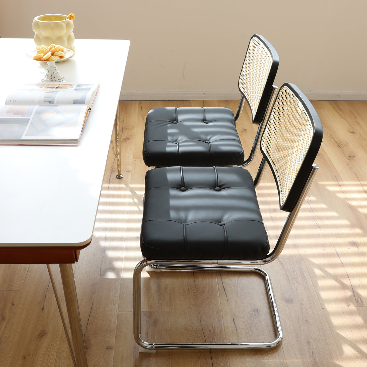2er-Set Esszimmerstühle aus Kunstleder mit Chrombeinen, moderne Stühle im Mid-Century-Stil für Esszimmer, Wohnzimmer und Küche