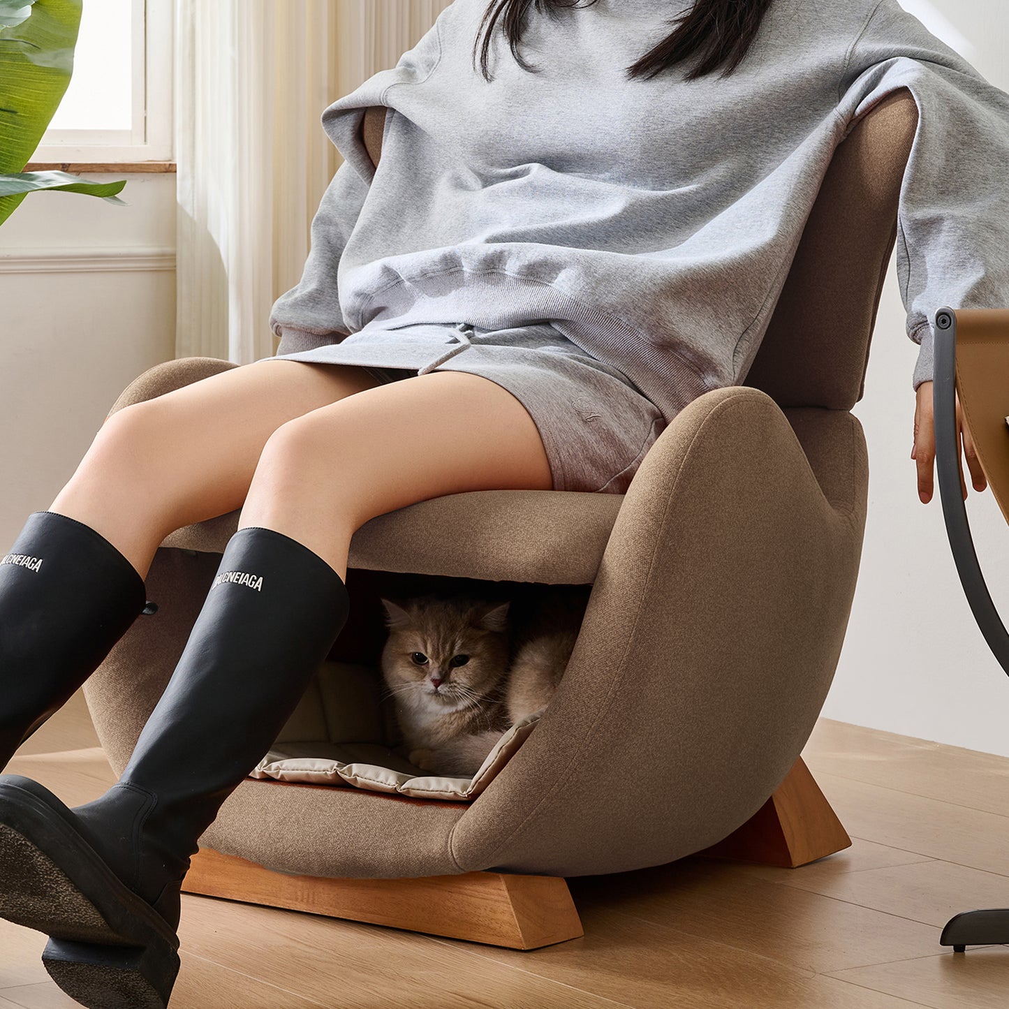 Designer-Loungesessel in Walhai-Optik mit Haustierhöhle, Braun