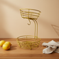 Goldener Obstkorb – warmer Hintergrund